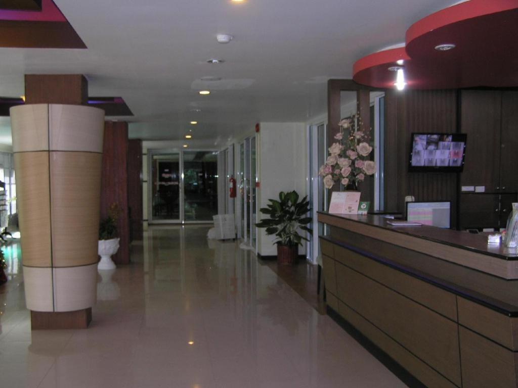 The Impress Khonkaen Hotel Кхонкен Екстер'єр фото